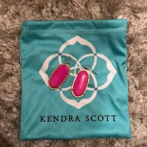 Kendra Scott earrings!